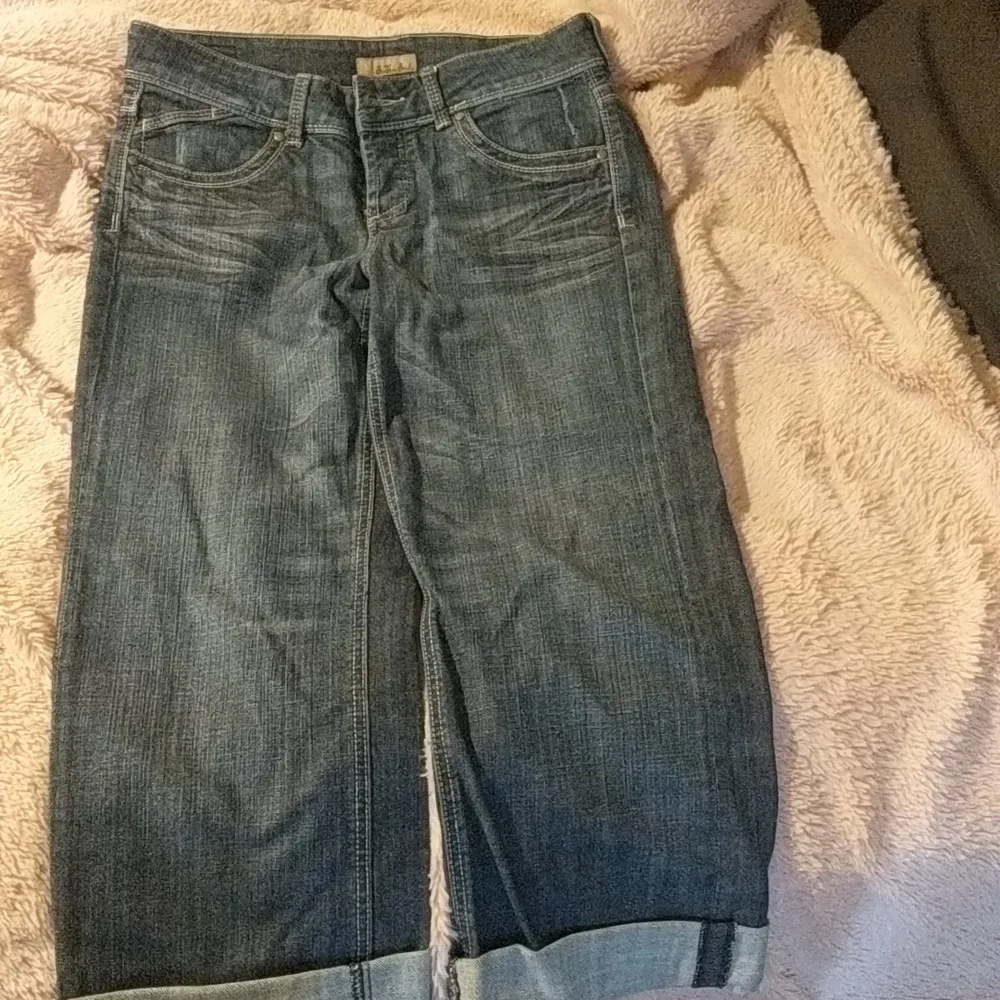 Jeans - Picture 1 of 4